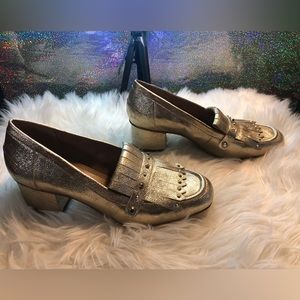 ✨ Franco Sarto Loafers Gold ✨